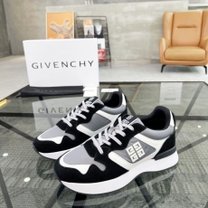 Givenchy Sneakers